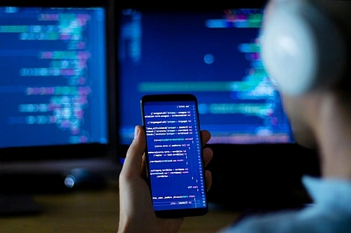 Разработчик мобильных приложений - что за профессия, востребована ли она и как пройти обучение
